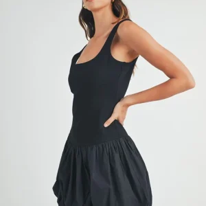 Robe courte tricot sans manches