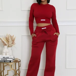 Ensemble pantalon extensible et top à manches longues effet jogging jambe large