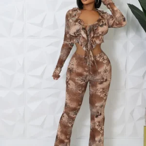 Ensemble pantalon taille haute extensible et top à manches longues