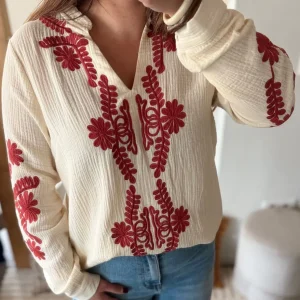 Blouse brodée écru & rouge – Tailles L à 4XL