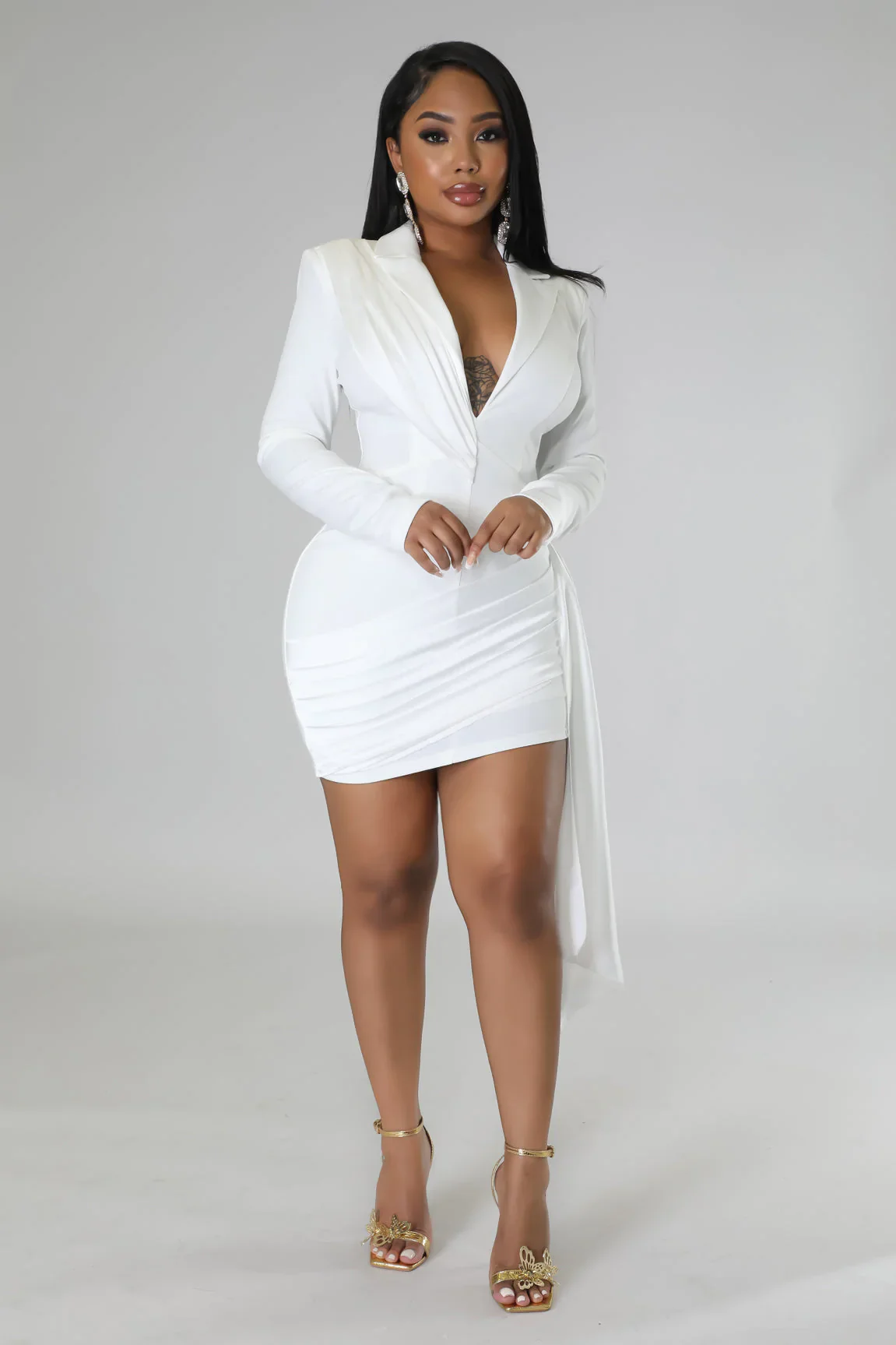 Robe Party courte col V Ruché à manche longue – Image 4