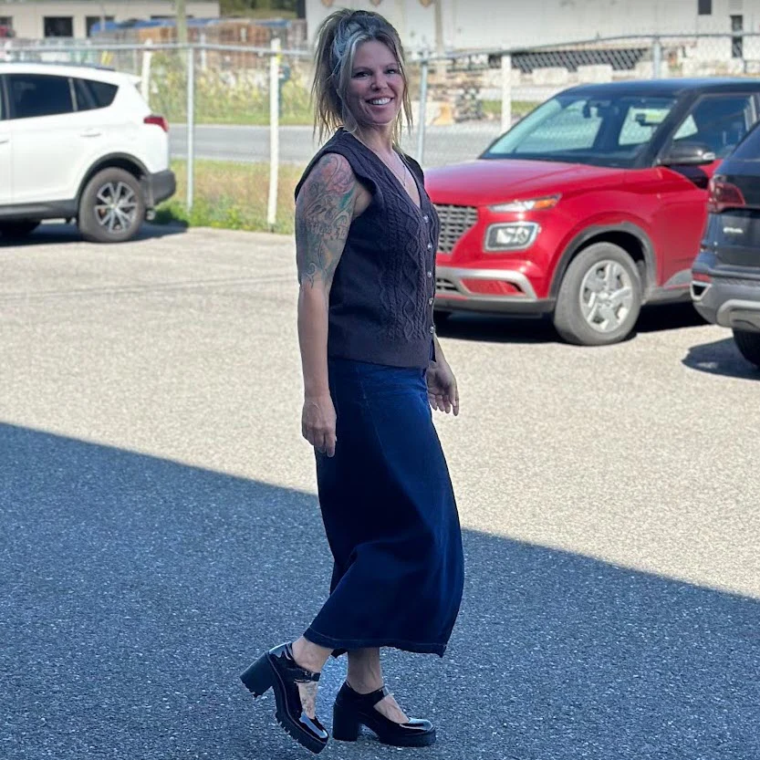 DIRTY LAUNDRY - OH BOY MARY JANE - (#7) - NOIR PATENT – Image 2