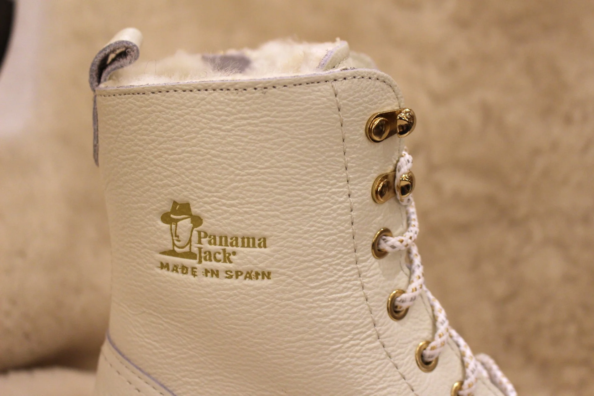 FARA IGLOO TRAVELLING – Image 4