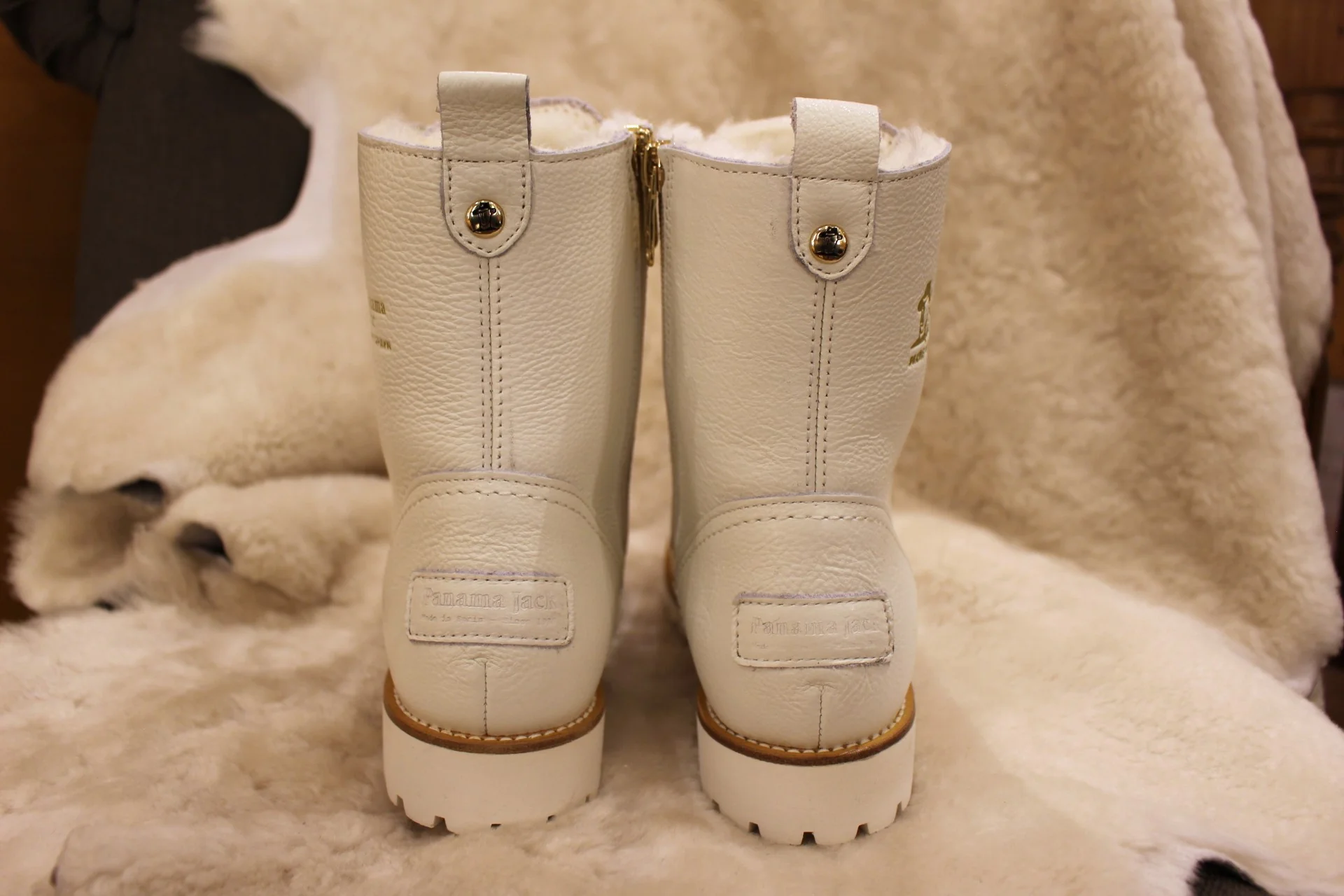 FARA IGLOO TRAVELLING – Image 5