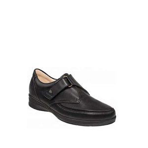 Chaussures Finn Comfort Alkmaar en cuir noir.