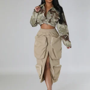 Jupe style cargo avec poche devant beige