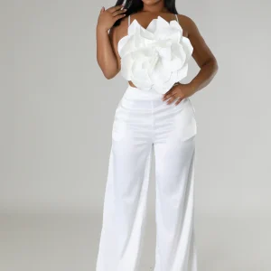 Ensemble pantalon taille haute et haut court non extensible détail de la fleur