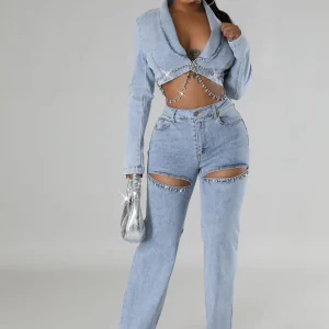 Ensemble jean pantalon et veste courte collier strass à manche longue