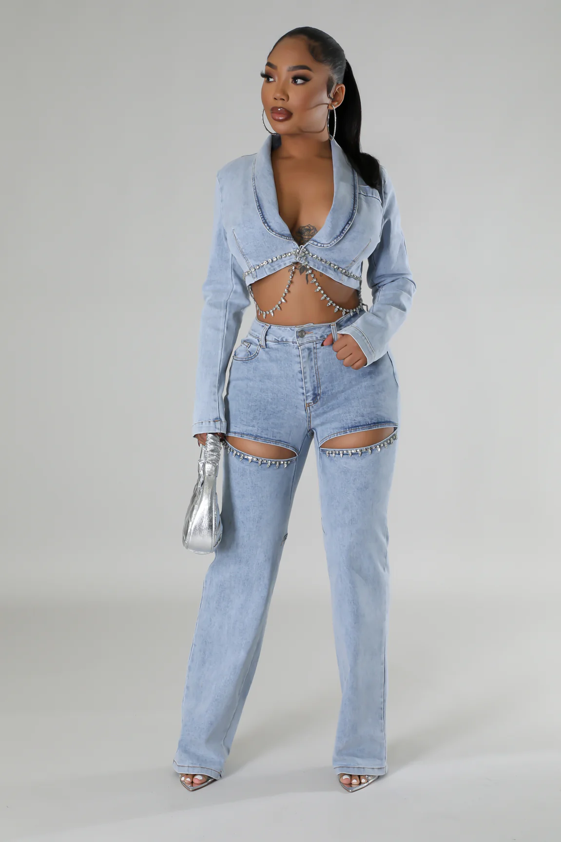 Ensemble jean pantalon et veste courte collier strass à manche longue – Image 2