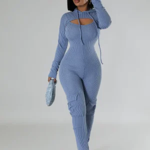 Ensemble combinaison extensible avec boléro à capuche