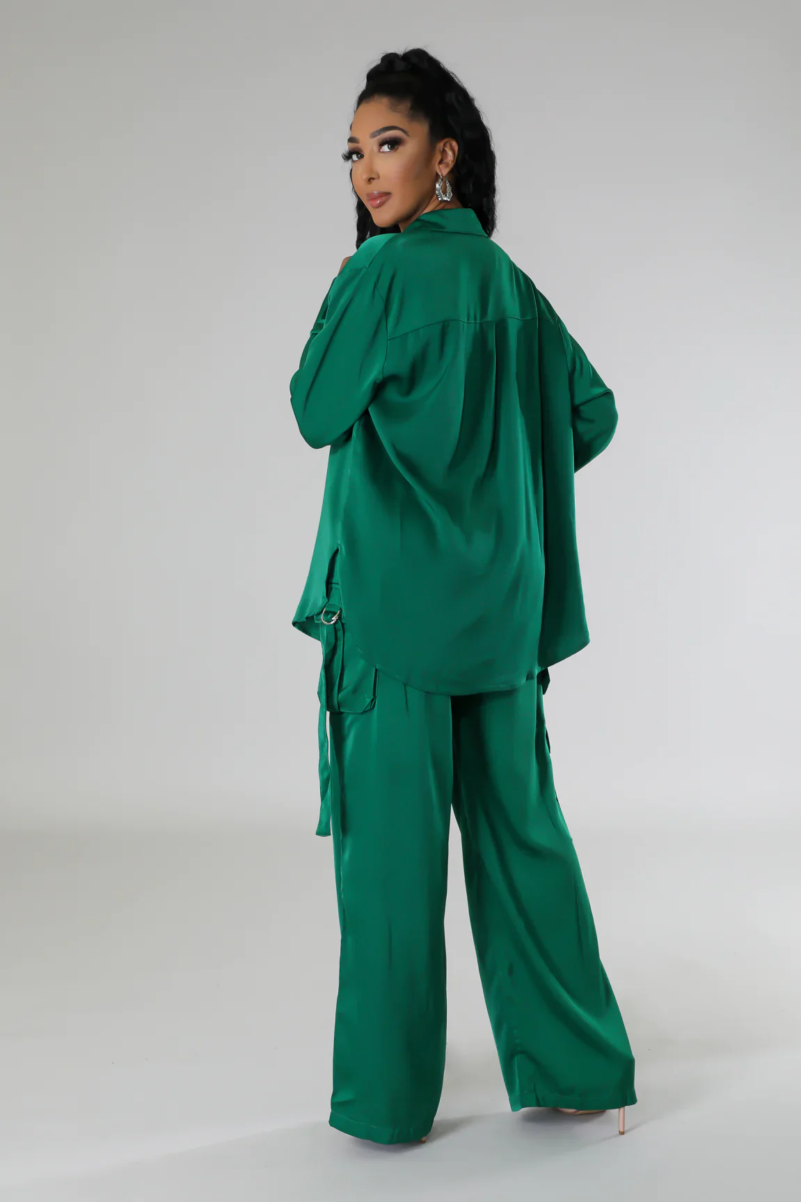 Ensemble 3 pièces pantalon taille haute et chemisier et haut court – Image 9