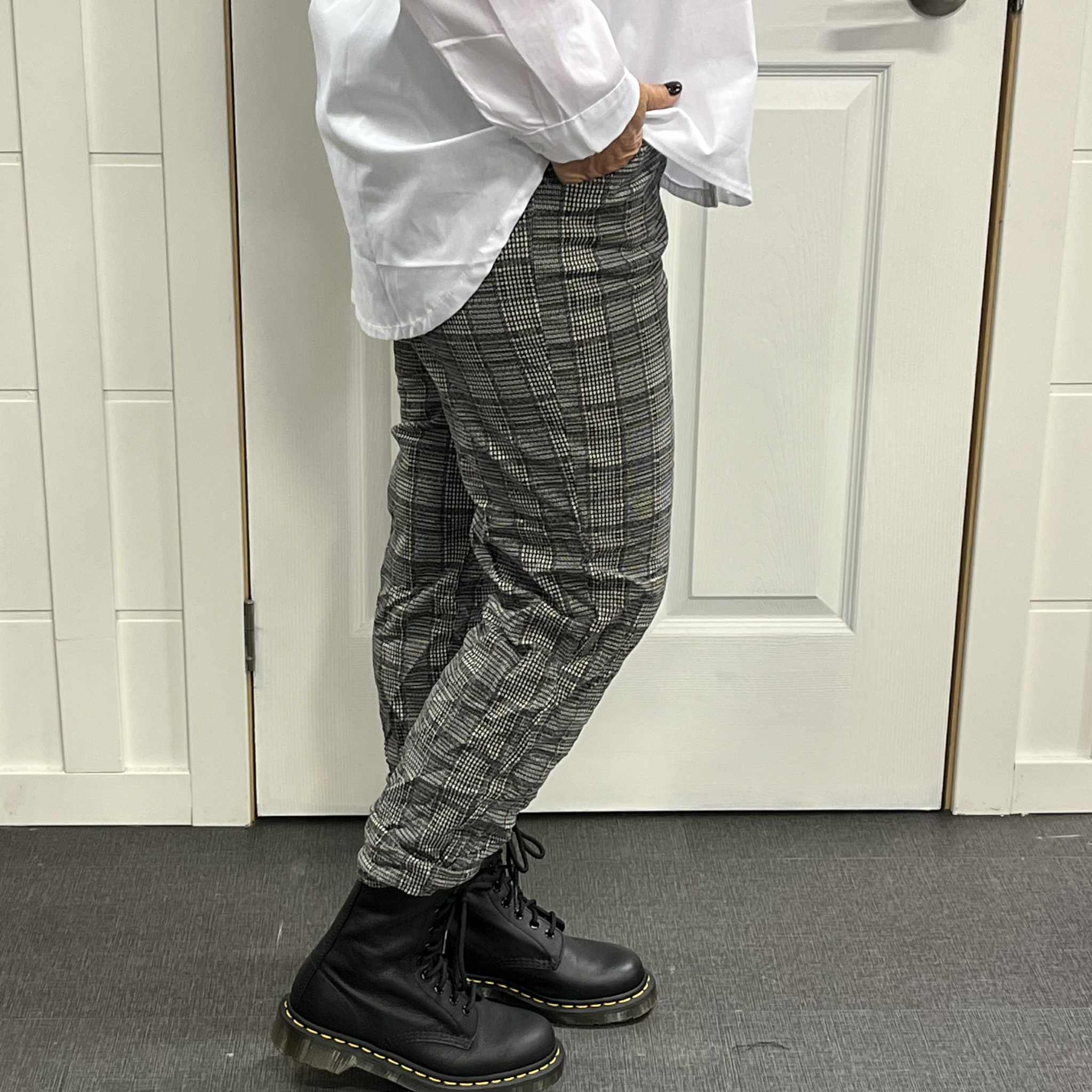 ETERNELLE - PANTALON - FEMME - 5-FW25241-9 - BRUN – Image 2