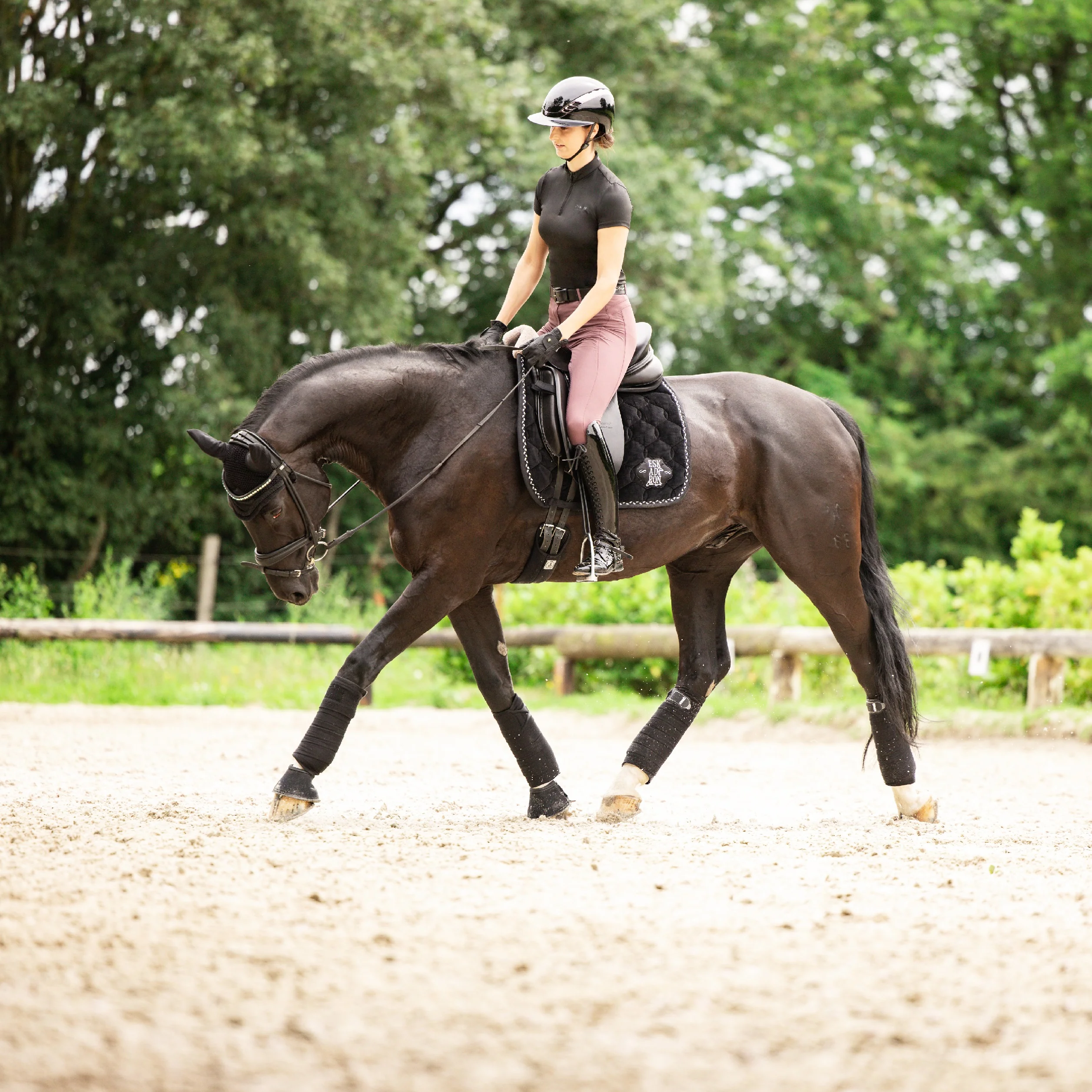 Casque ABUS Pikeur AirLuxe CHROME Lady – Image 5